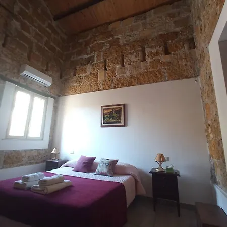 Zyz La Kalsa Apartment *